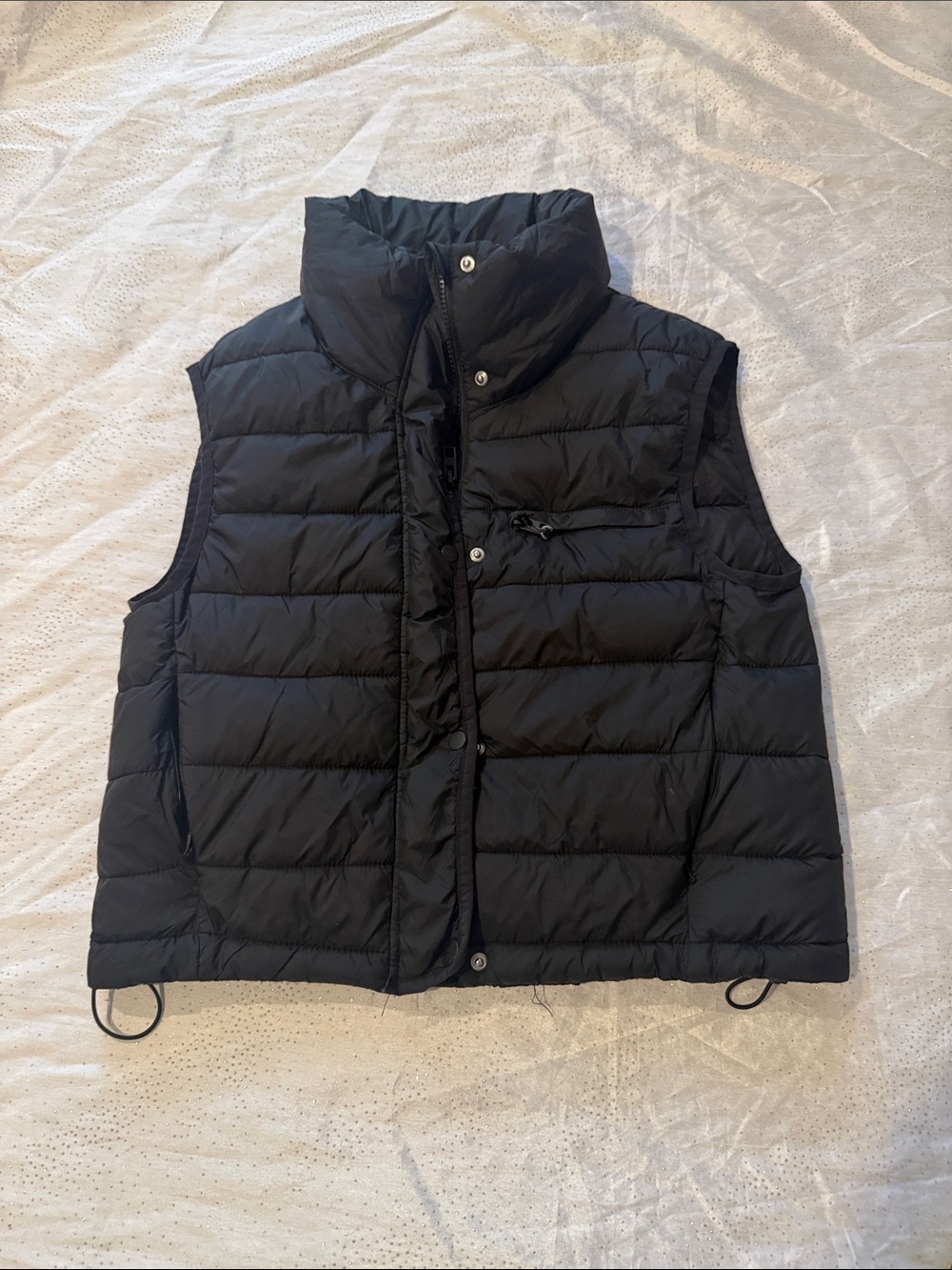 Zara Womens Black Puffer Vest - Lightweight Quilted Sleeveless Jacket size M